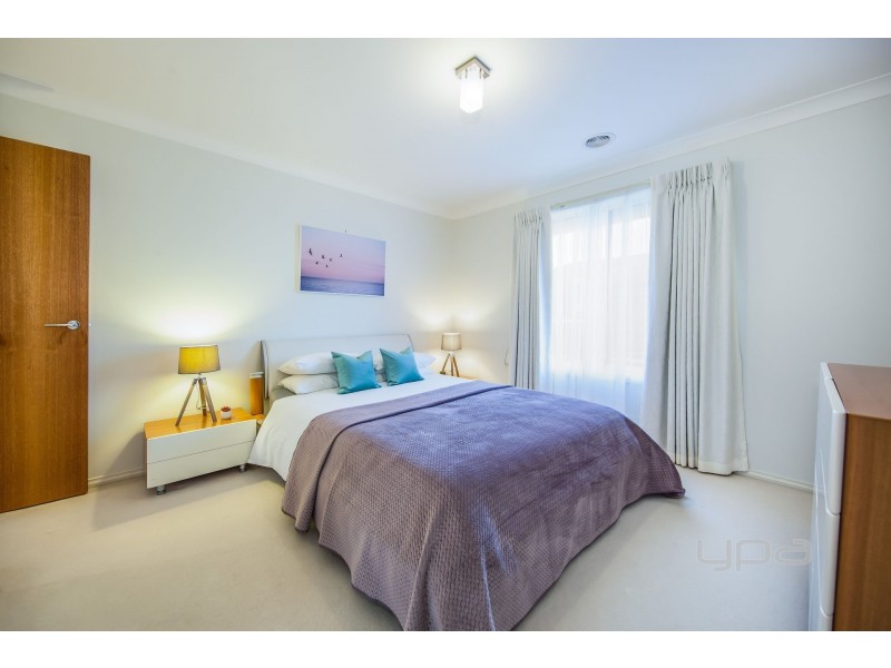 12 Domain Way, Taylors Hill VIC 3037