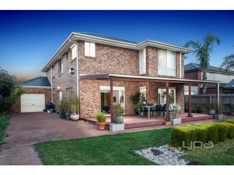 12 Domain Way, Taylors Hill VIC 3037