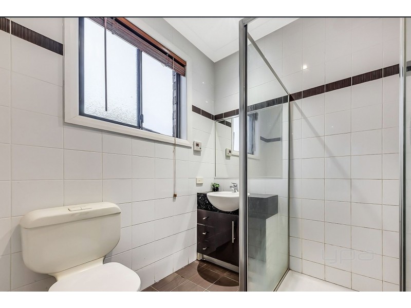 7 Edgbaston Parade, Caroline Springs VIC 3023