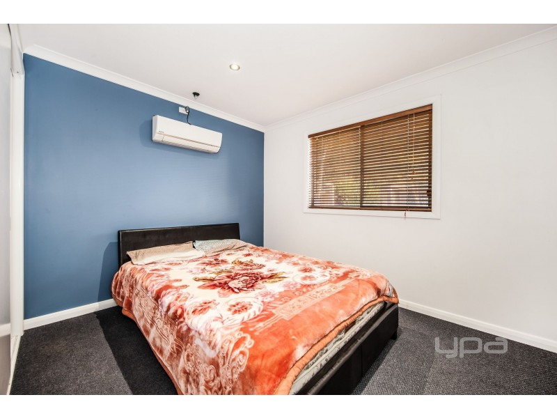 7 Edgbaston Parade, Caroline Springs VIC 3023