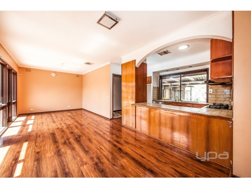 16 Clare Street, St Albans VIC 3021