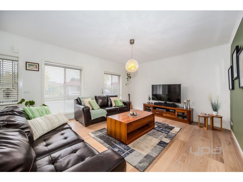 2 Freeman Avenue, Burnside VIC 3023