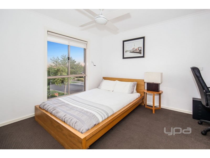 2 Freeman Avenue, Burnside VIC 3023