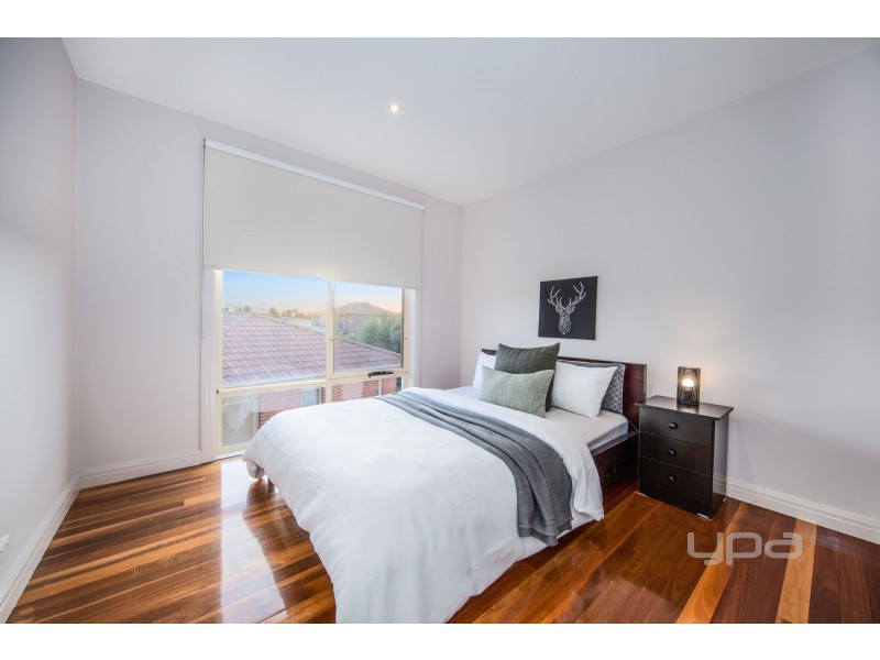 9 Fitzgerald Court, Taylors Lakes VIC 3038