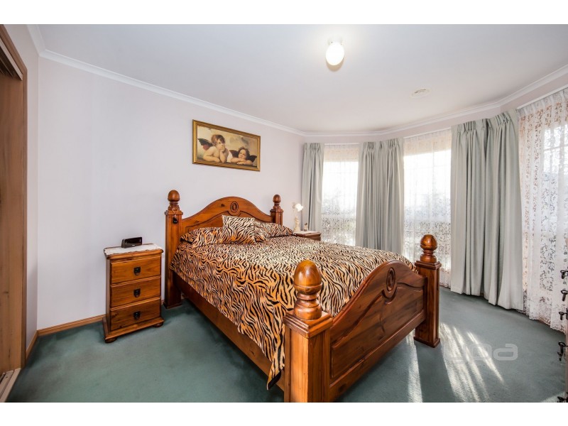 58 Kunat Street, Deer Park VIC 3023