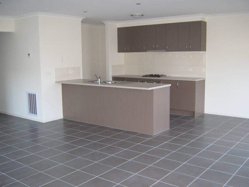14 Bruce Street, Burnside Heights VIC 3023