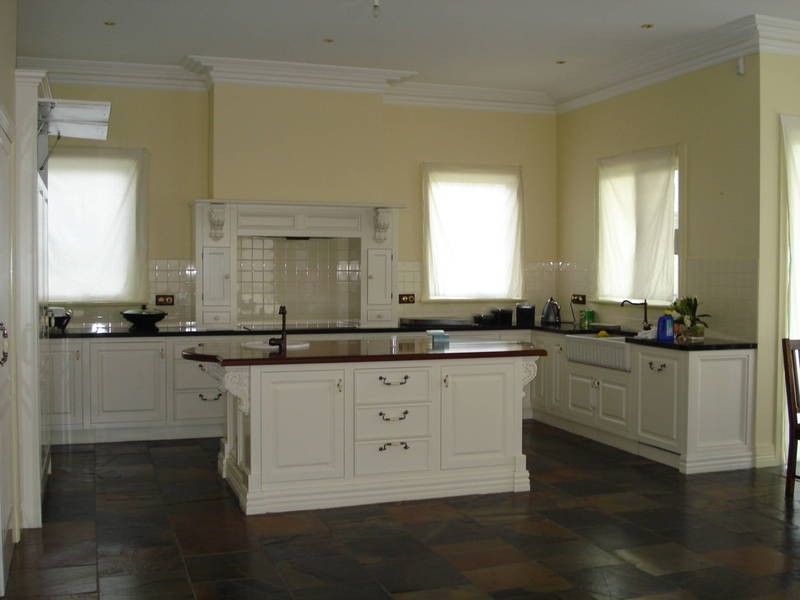 12 Kunuka Circuit, Caroline Springs VIC 3023