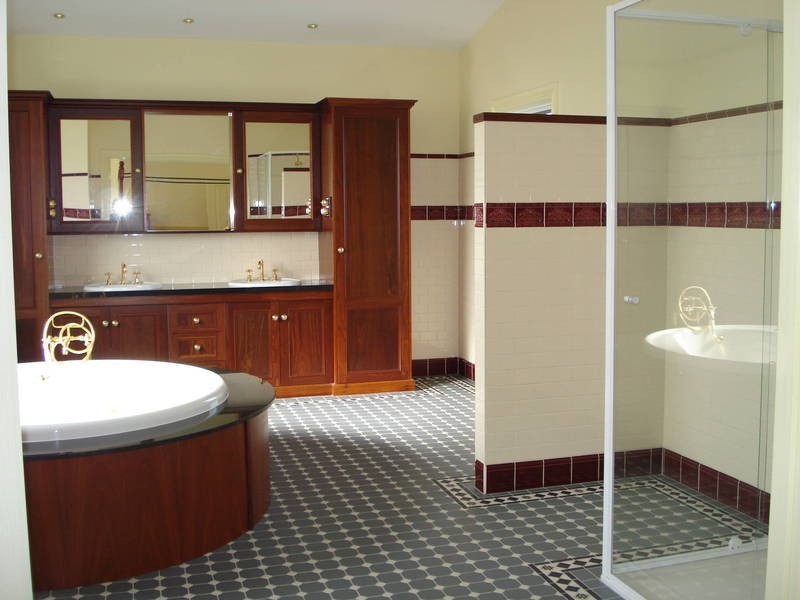 12 Kunuka Circuit, Caroline Springs VIC 3023