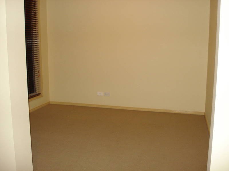 40 Domain Way, Taylors Hill VIC 3037