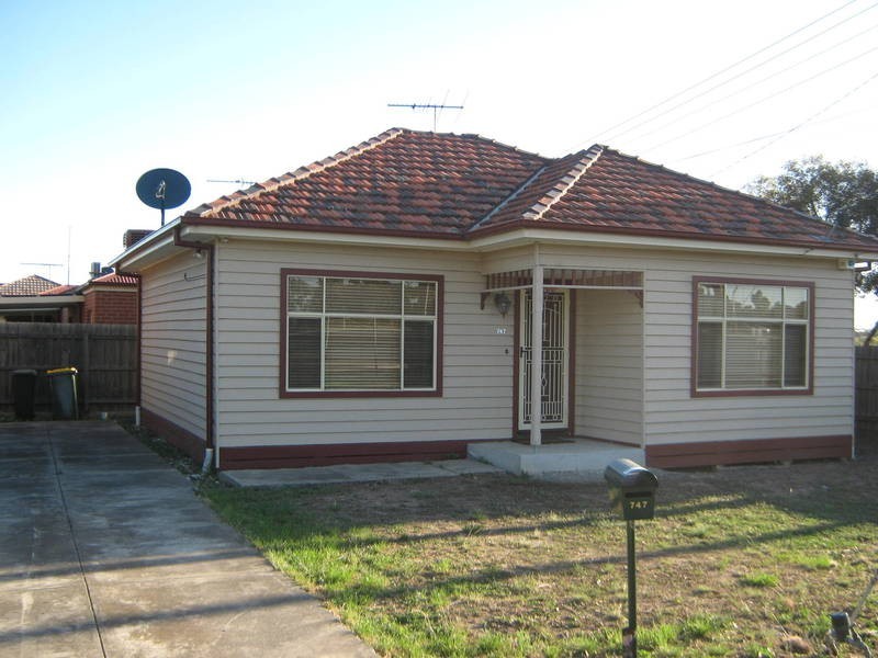 747 Ballart Road, Deer Park VIC 3023