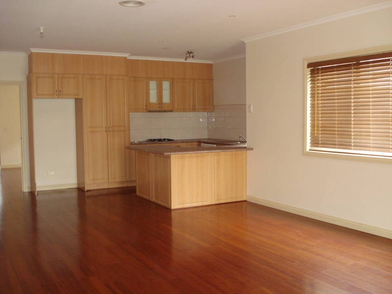 19 Willandra Loop, Caroline Springs VIC 3023