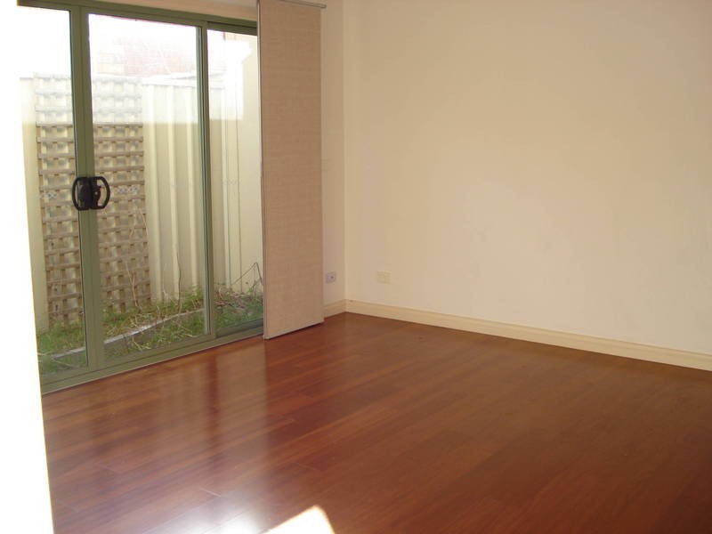 19 Willandra Loop, Caroline Springs VIC 3023