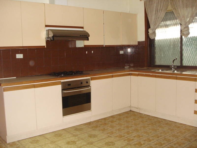 1/1 Tinto Place, Deer Park VIC 3023