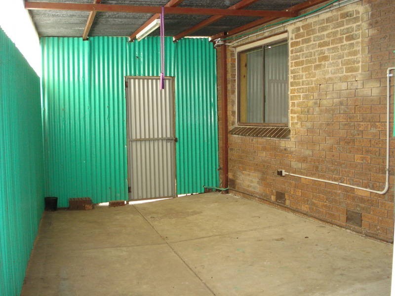 2/1 Tinto Place, Deer Park VIC 3023