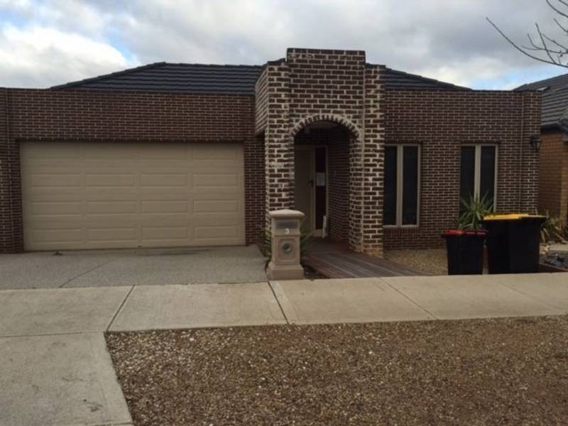 3 Flinders Place, Caroline Springs VIC 3023