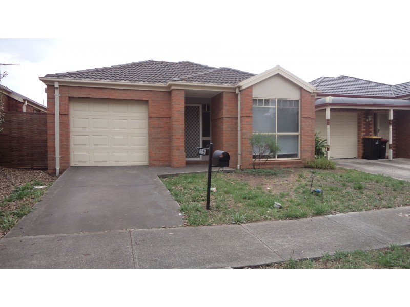 15 Willandra Loop, Caroline Springs VIC 3023