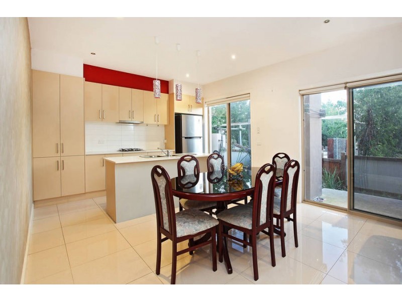 5/30 Cranwell Square, Caroline Springs VIC 3023