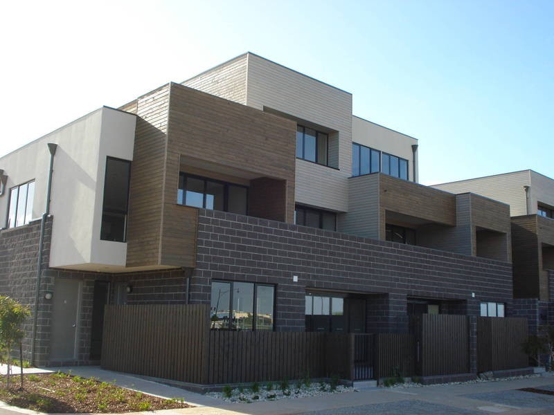 5/11 Monckton Place, Caroline Springs VIC 3023