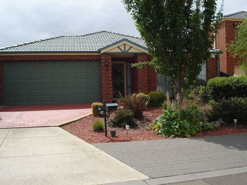 12 Apsley Vista, Derrimut VIC 3030