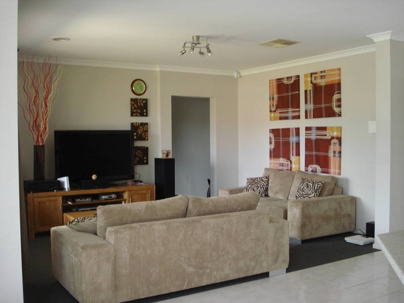 16 Chartwell Crescent, Derrimut VIC 3030