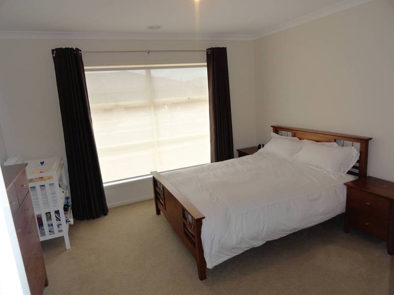 31 Pembroke Cres, Derrimut VIC 3030