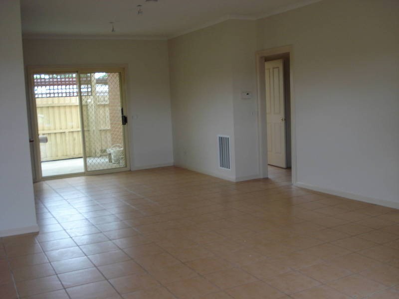 90 Esmond Street, Ardeer VIC 3022