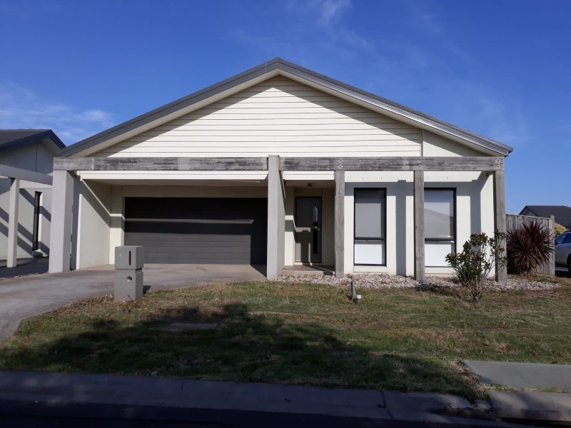 6 Giverny Close, Burnside Heights VIC 3023