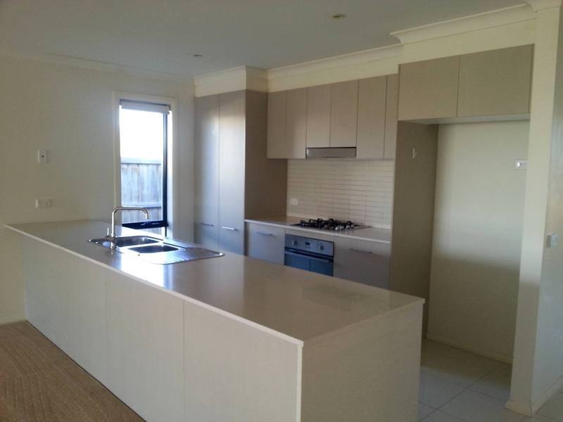 6 Giverny Close, Burnside Heights VIC 3023