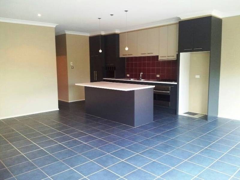 1 Madras Lane, Caroline Springs VIC 3023