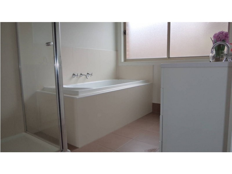 6 Connor Drive, Burnside Heights VIC 3023