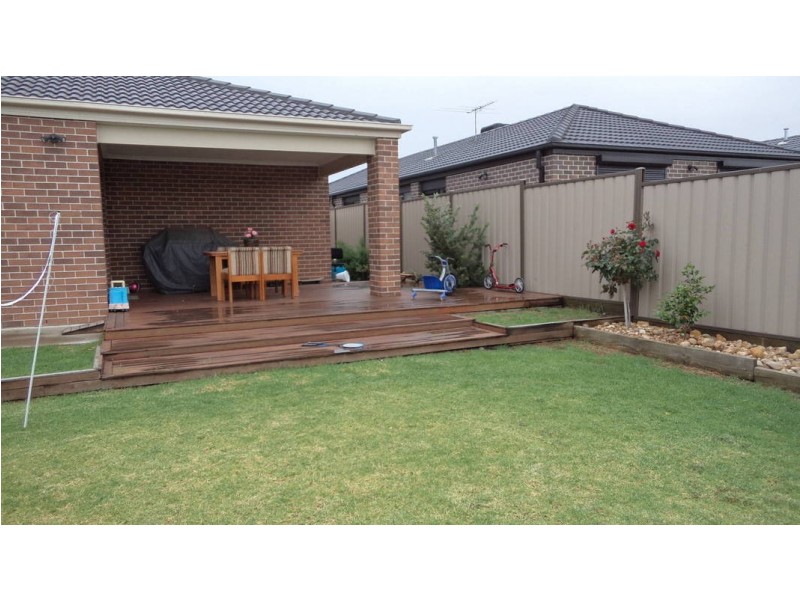 6 Connor Drive, Burnside Heights VIC 3023