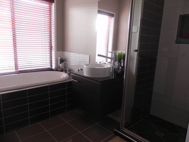 16 Scales Lane, Burnside Heights VIC 3023