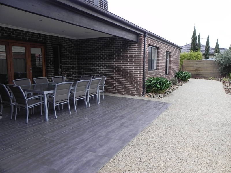 16 Scales Lane, Burnside Heights VIC 3023