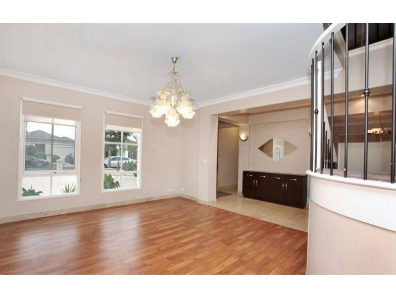 26 O’Donnell Drive, Caroline Springs VIC 3023