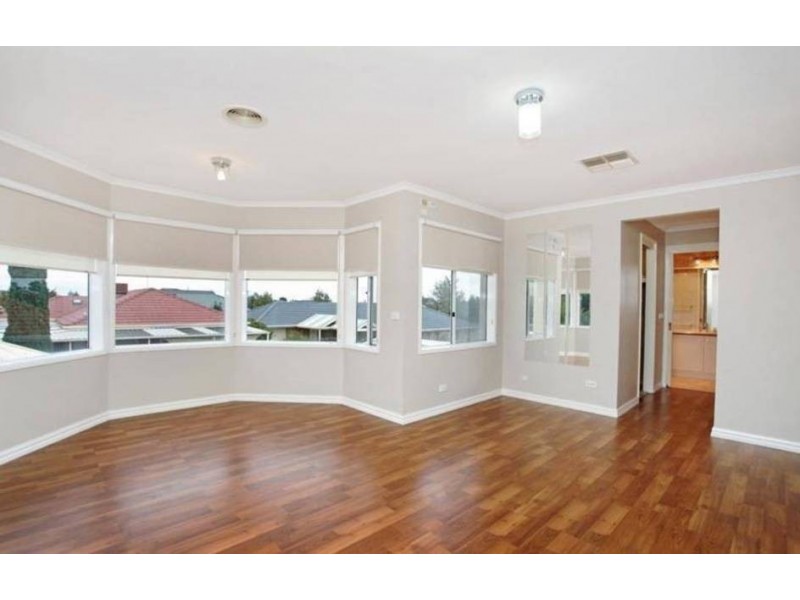 26 O’Donnell Drive, Caroline Springs VIC 3023