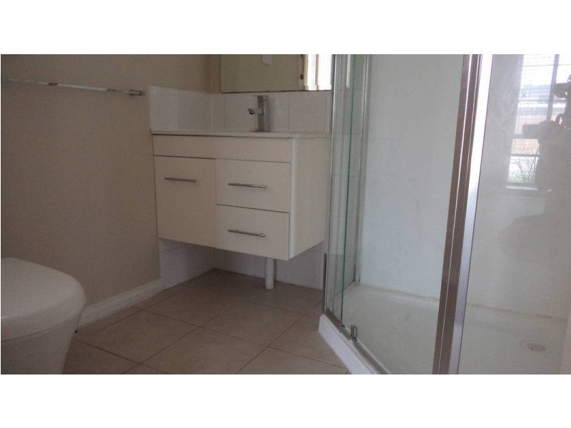 8  Kolivas Court,, Hillside VIC 3037