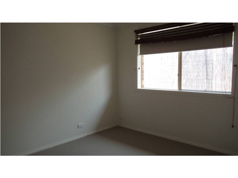 8  Kolivas Court,, Hillside VIC 3037