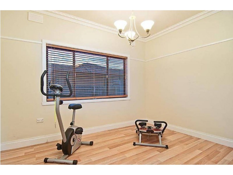 1/110 McLaughlin Street, Ardeer VIC 3022