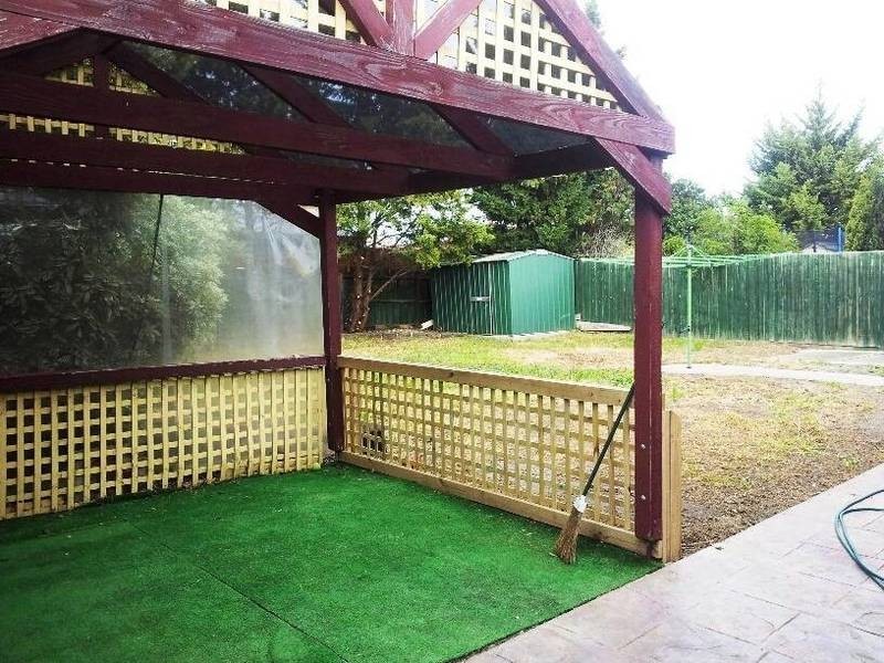 8 Penshurst Court, Hillside VIC 3037