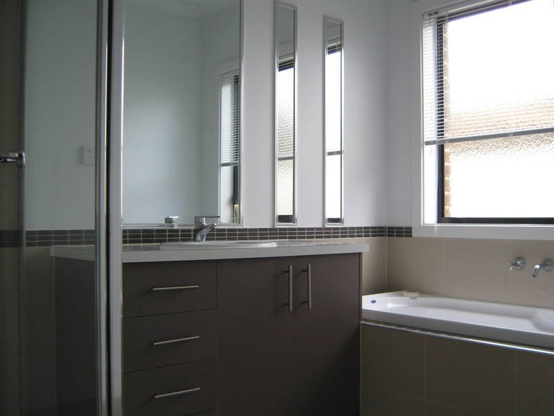 11 Kororoit App, Caroline Springs VIC 3023