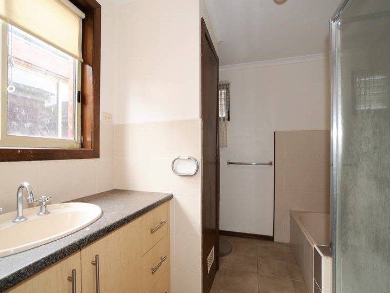7A Mary Avenue, Werribee VIC 3030