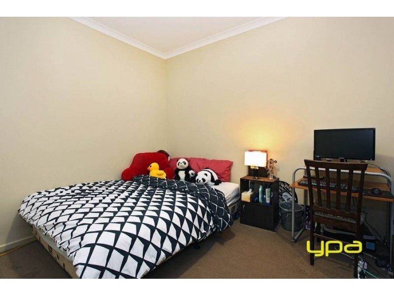 10/30-40 College Street, Caroline Springs VIC 3023