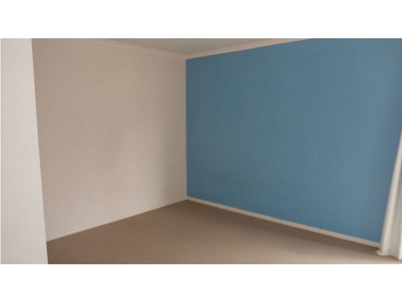 6 Cathedral Mews, Caroline Springs VIC 3023