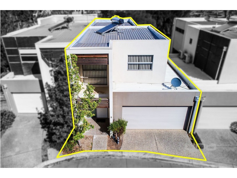 9/1-5 The Close, Caroline Springs VIC 3023