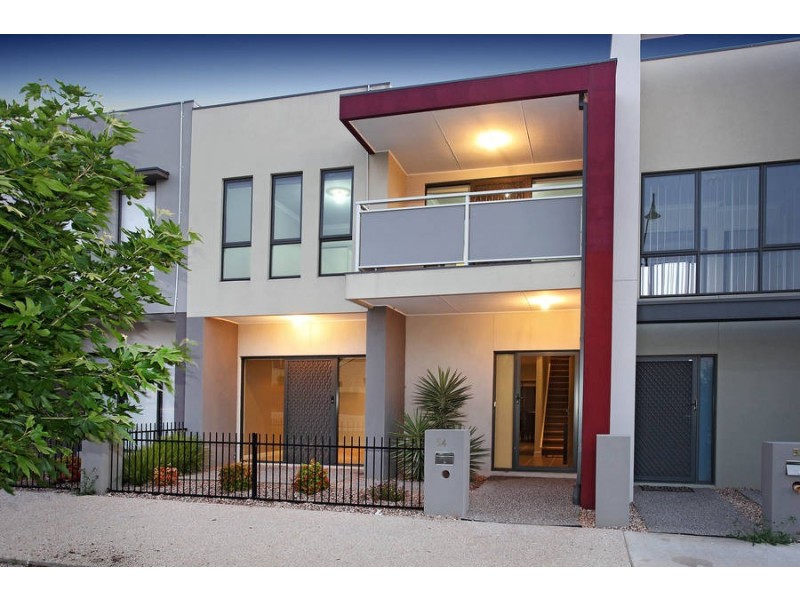54 Commercial Road, Caroline Springs VIC 3023