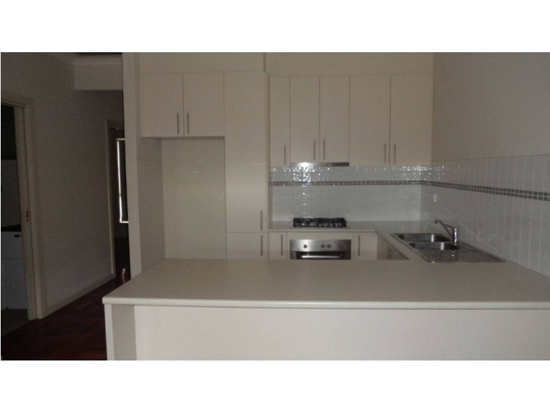 3/6 Stratheden Court, Sydenham VIC 3037