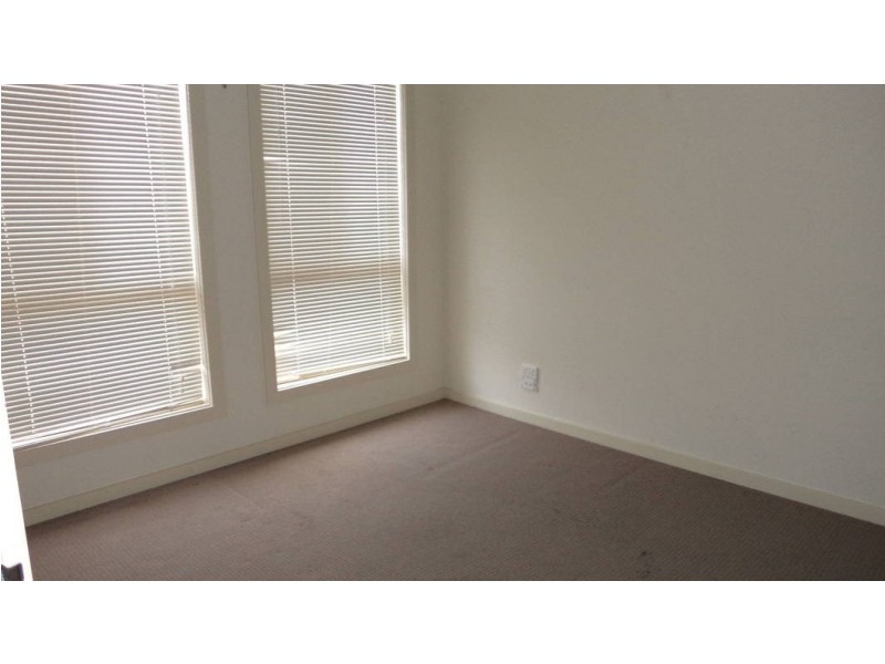 3/6 Stratheden Court, Sydenham VIC 3037