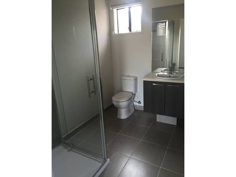 13 Somers Street, Plumpton VIC 3335