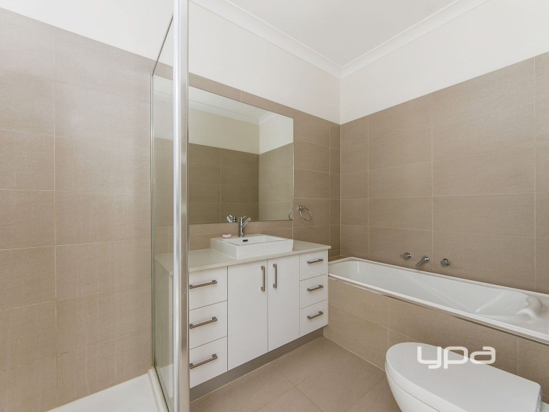 7 Breadalbane Court, Sydenham VIC 3037