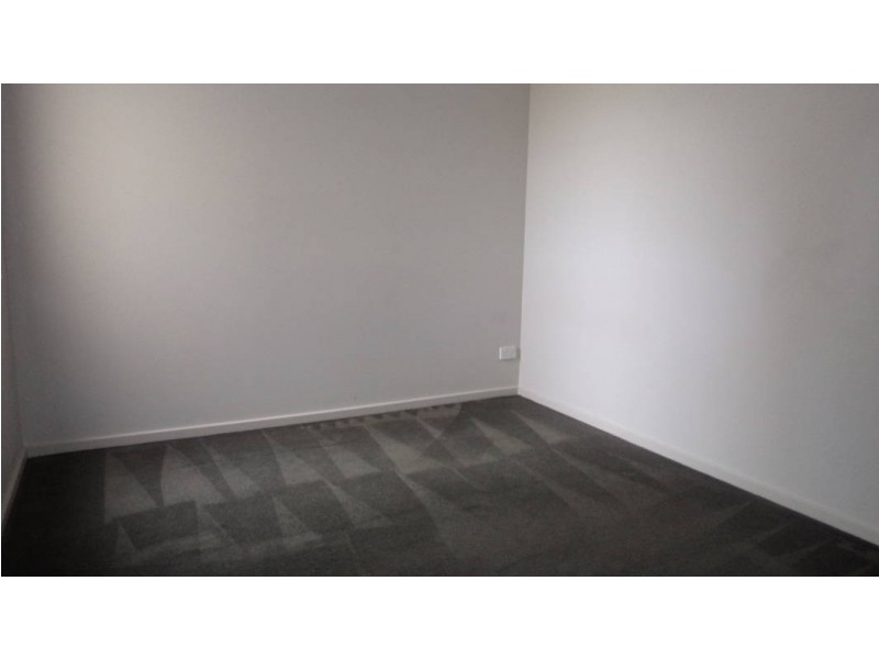 13/30-40 College Street, Caroline Springs VIC 3023